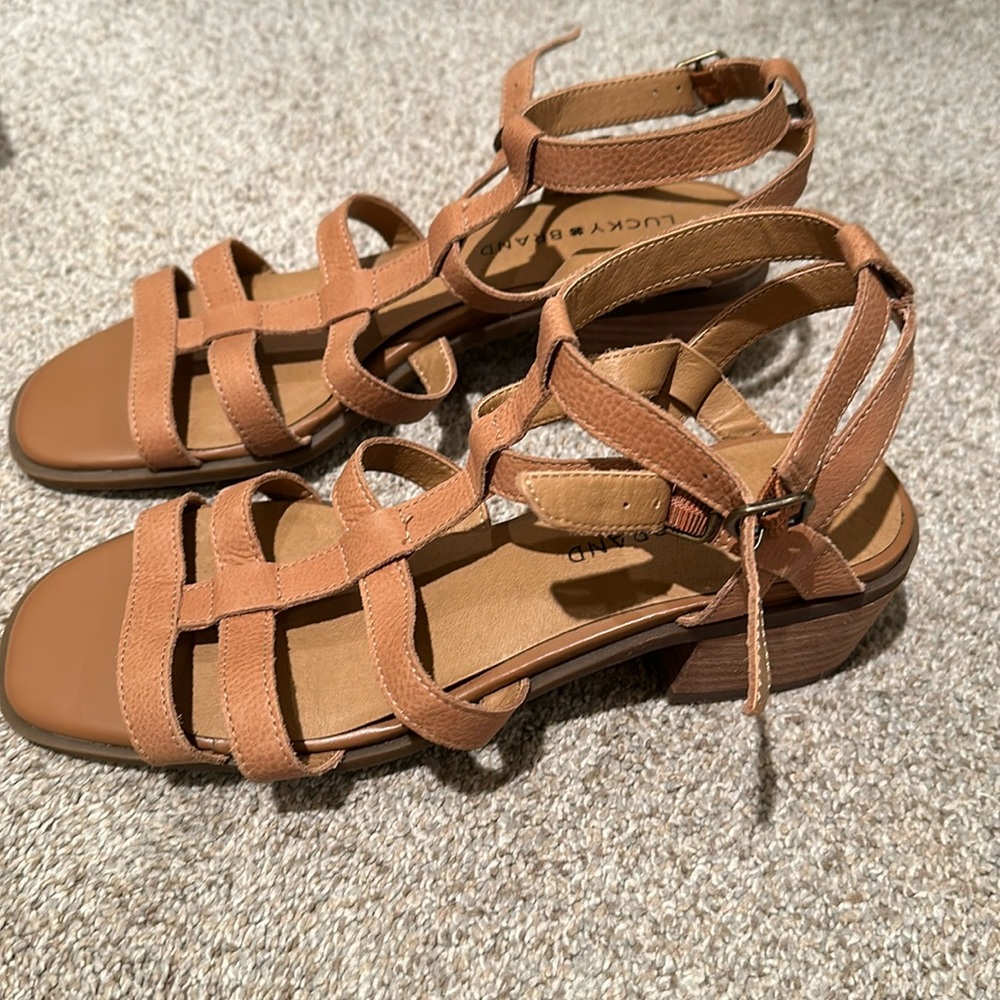 Lucky Brand Sandals